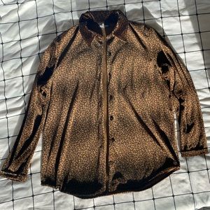 SOLUTIONS| super cute cheetah print button down sweater, size M to L